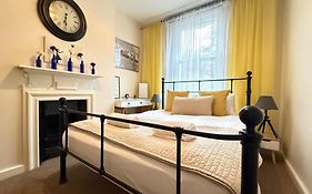 Central Located One Bedroom Apt